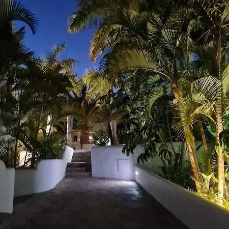 アパート Tenerife Paradise With Heated Pool
