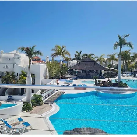 Tenerife Paradise With Heated Pool アパート